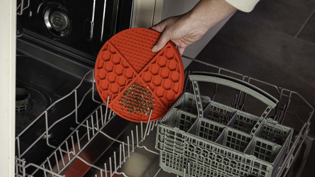 Eat Slow Live Longer Lick Mat Dimensions Circle Rot