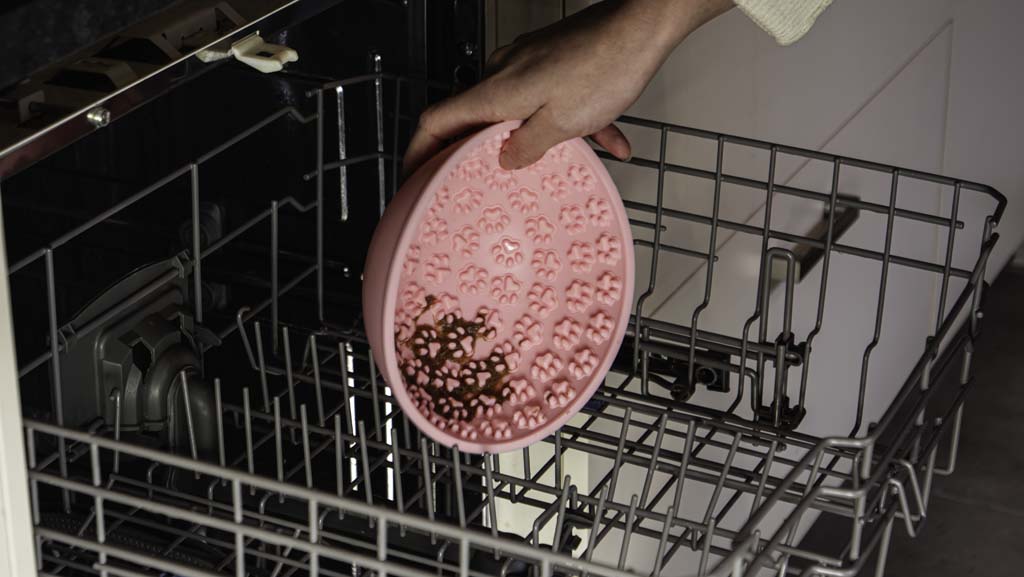 Eat Slow Live Longer Lick Mat Wobble Bowl Rosa