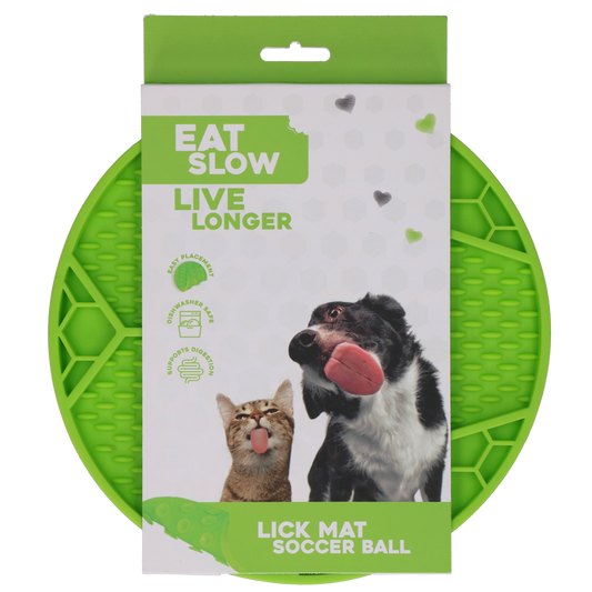Eat Slow Live Longer Lick Mat Soccer Ball Grün