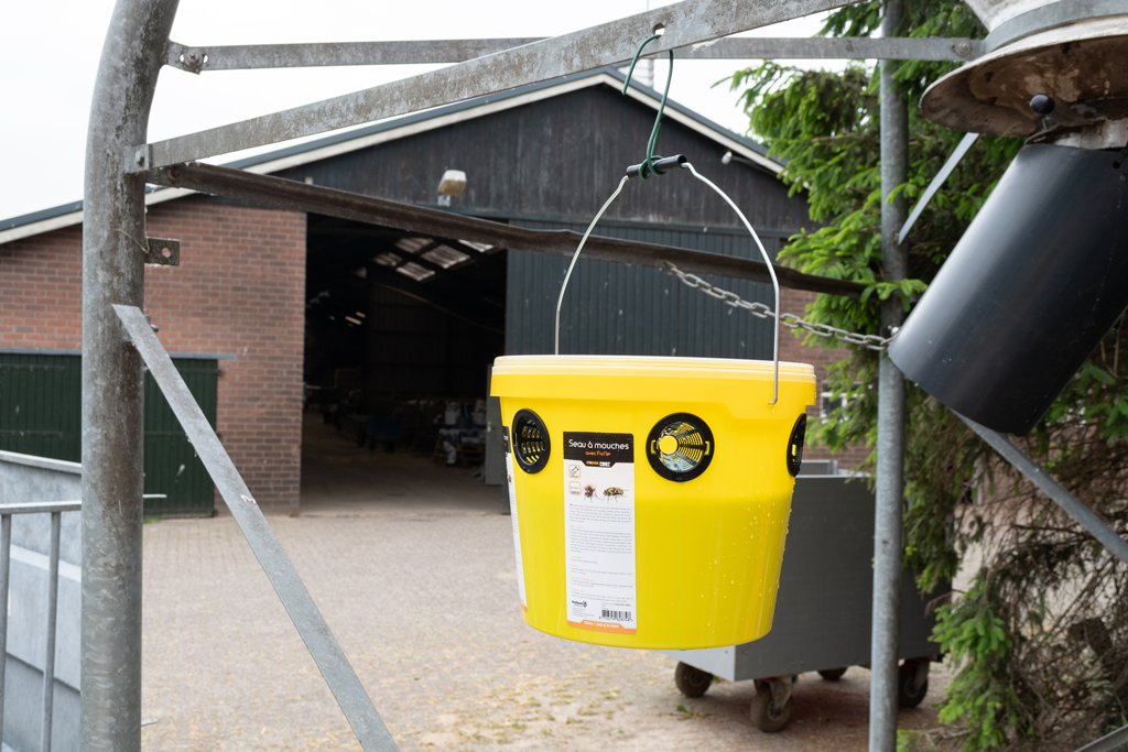 Knock Pest FlyNip FliegenEimer (inkl. Leckerbissen)